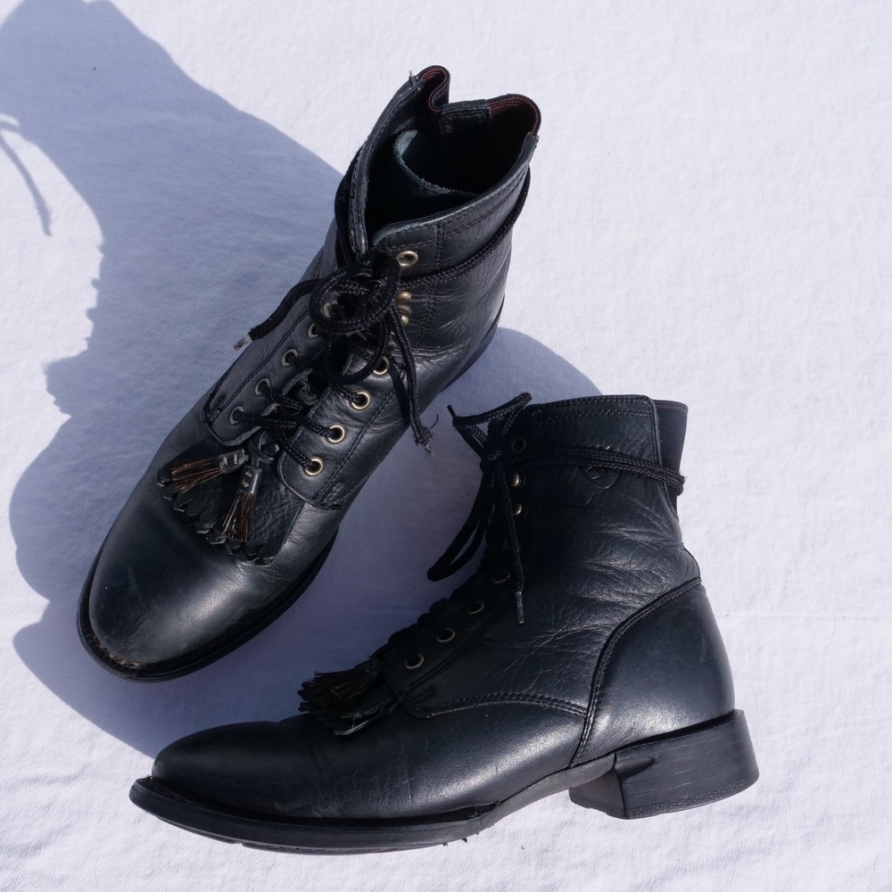 Modern Ariat Lacer heritage black leather kiltie ranger boots